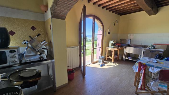 Image No.18-Ferme de 2 chambres à vendre à Palaia