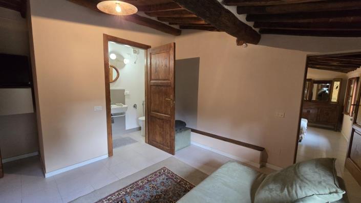 Image No.16-Maison de campagne de 4 chambres à vendre à Lari