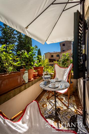 Image No.17-2 Bed Apartment for sale