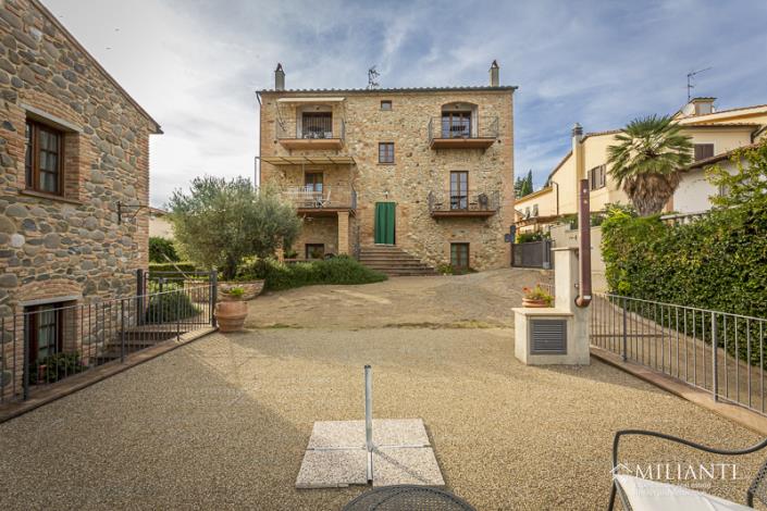 Image No.21-2 Bed Apartment for sale