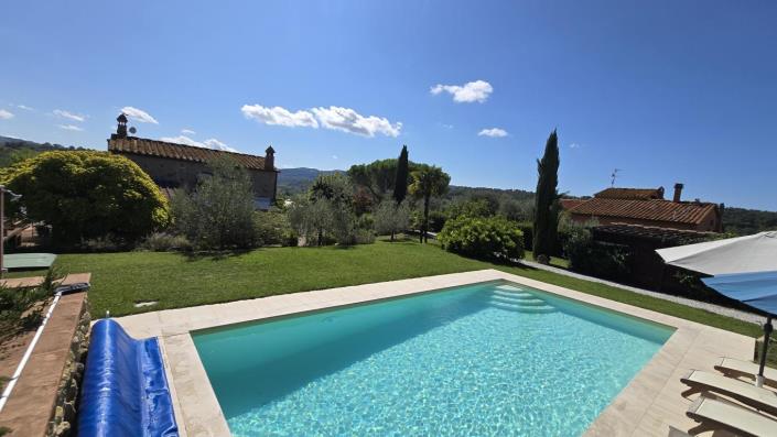 Image No.4-4 Bed Barn for sale