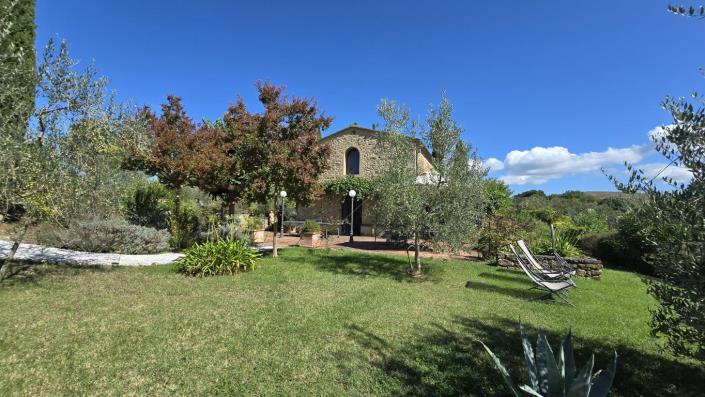 Image No.6-4 Bed Barn for sale