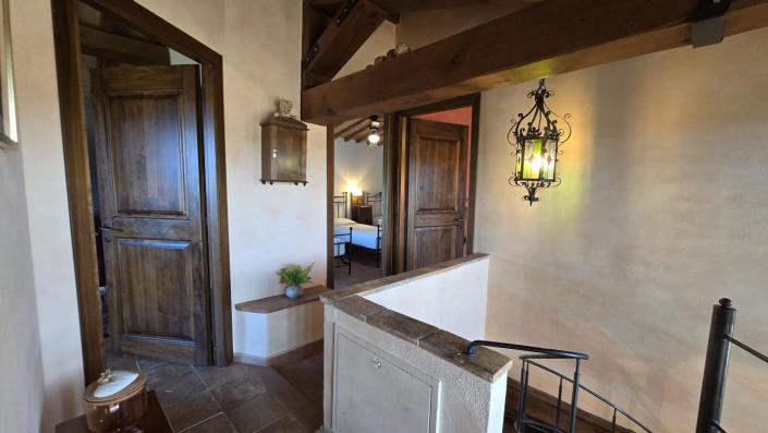 Image No.33-4 Bed Barn for sale