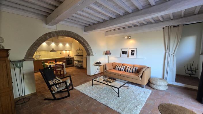 Image No.17-2 Bed Apartment for sale