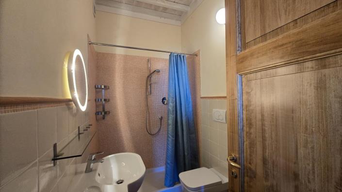 Image No.28-2 Bed Apartment for sale