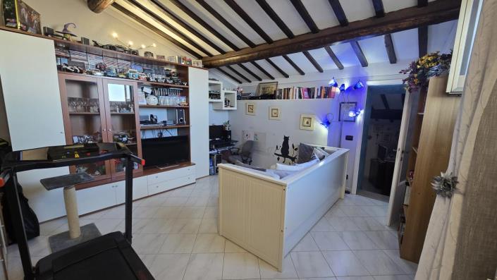 Image No.12-1 Bed Apartment for sale