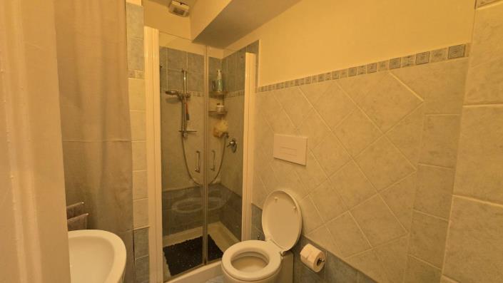 Image No.9-1 Bed Apartment for sale