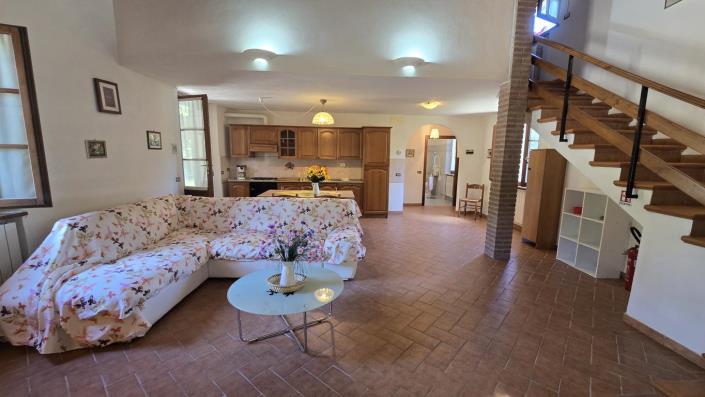 Image No.13-9 Bed Farmhouse for sale