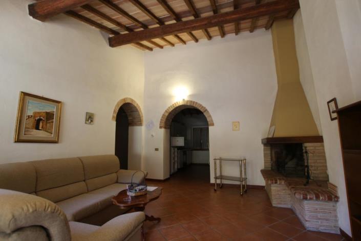 Image No.27-9 Bed Farmhouse for sale