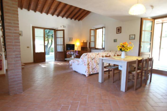 Image No.33-9 Bed Farmhouse for sale