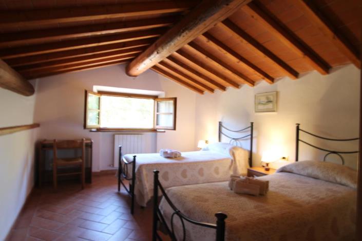 Image No.38-9 Bed Farmhouse for sale