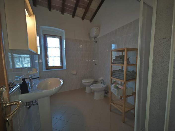 Image No.41-9 Bed Farmhouse for sale