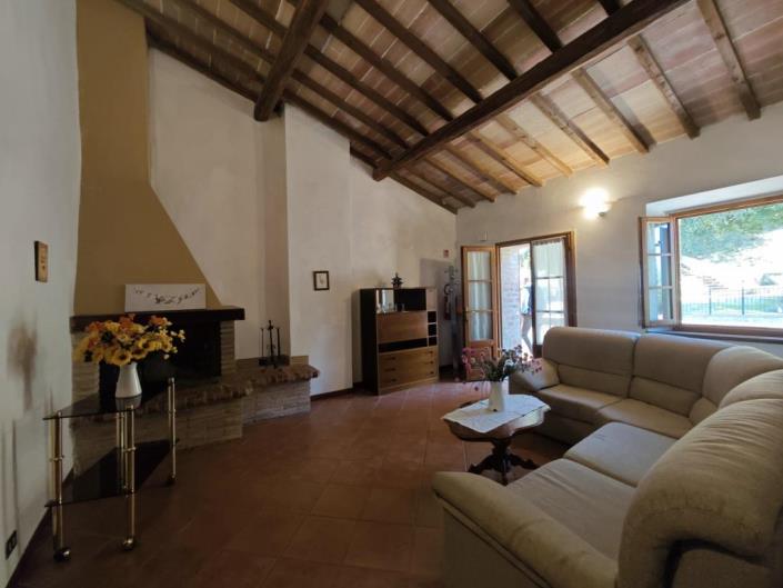 Image No.42-9 Bed Farmhouse for sale