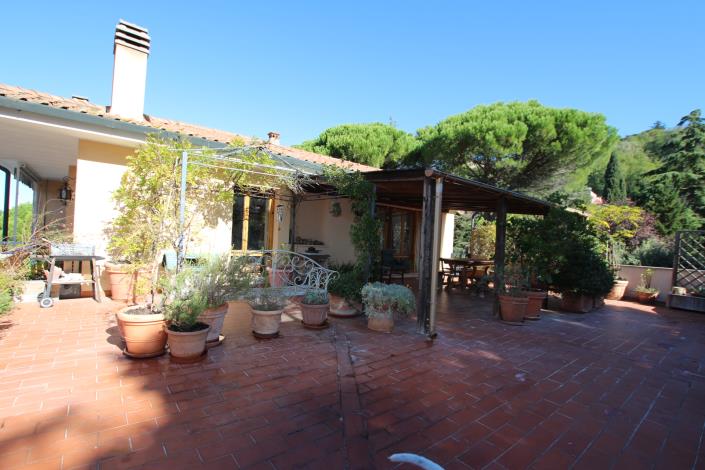 Image No.2-Appartement de 3 chambres à vendre à Volterra