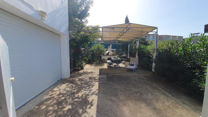 Image No.29-4 Bed Villa / Detached for sale