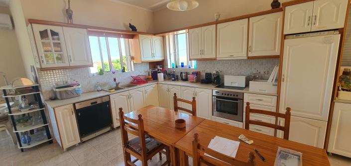 Image No.8-5 Bed Villa / Detached for sale