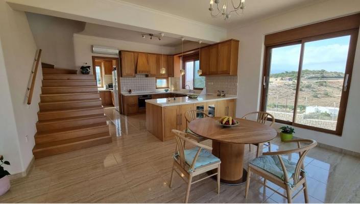 Image No.13-Villa / Détaché de 3 chambres à vendre à Tsivaras