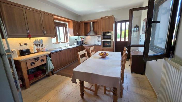 Image No.11-4 Bed Villa / Detached for sale