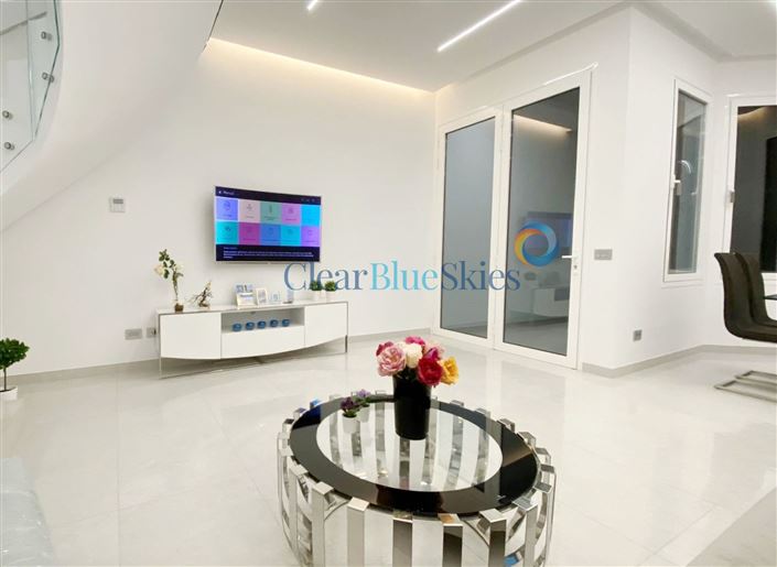 Image No.5-3 Bed Villa for sale