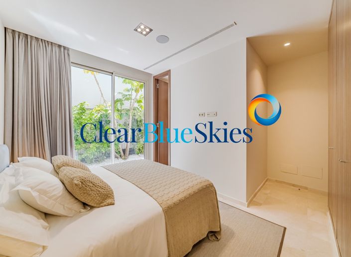 Image No.12-4 Bed Villa for sale