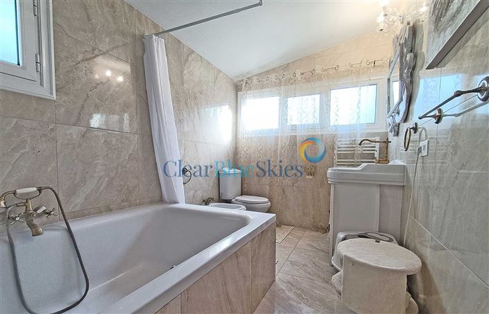 Image No.11-Maison de 4 chambres à vendre à Chayofa