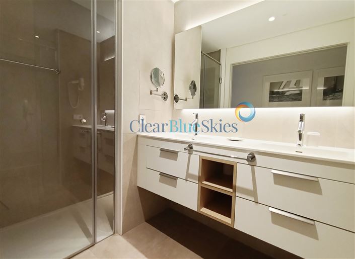 Image No.19-3 Bed Apartment for sale