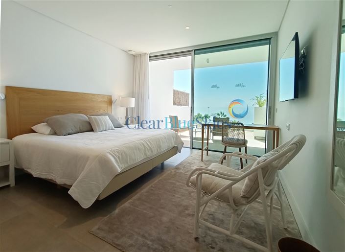 Image No.17-3 Bed Apartment for sale