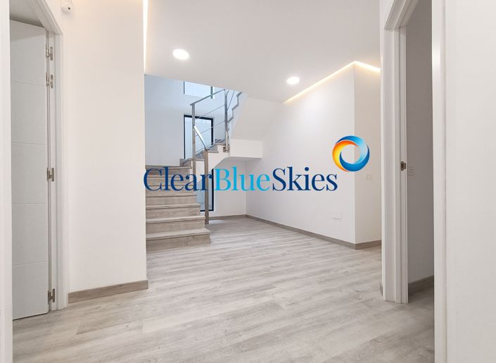 Image No.25-4 Bed Villa for sale