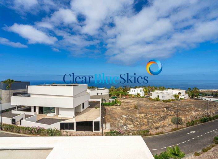 Image No.20-3 Bed Villa for sale