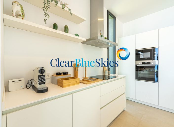 Image No.9-3 Bed Villa for sale