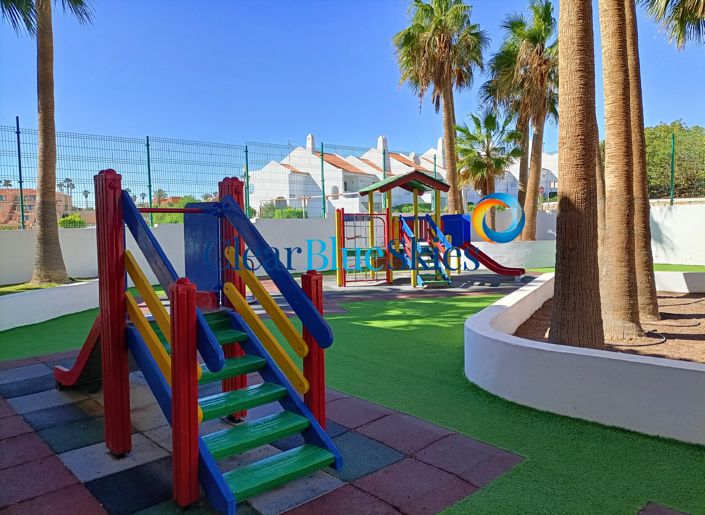 Image No.25-4 Bed Villa for sale