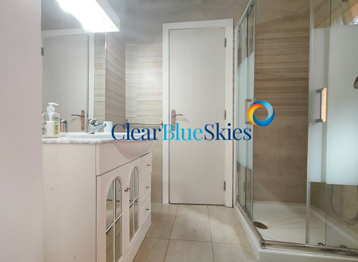 Image No.9-3 Bed Villa for sale