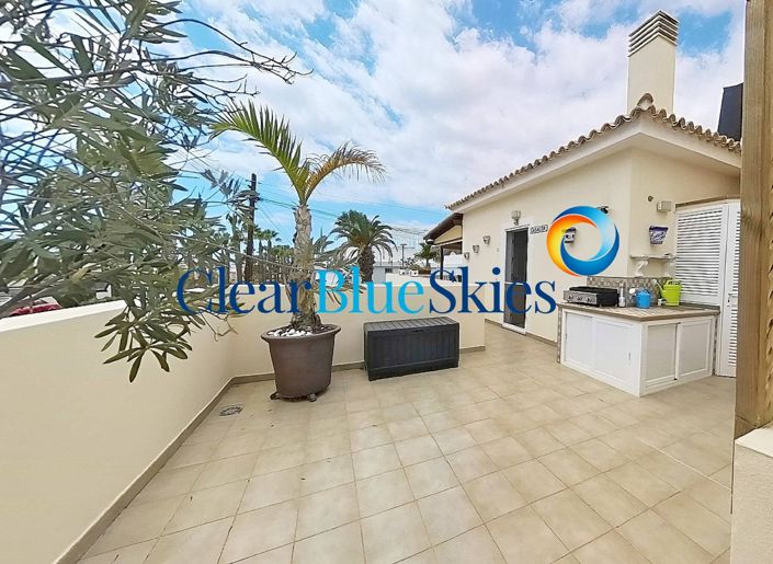 Image No.22-3 Bed Townhouse for sale