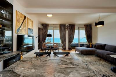 ------------WhatsApp-2025-06-06---10-23-49_7458c4b9