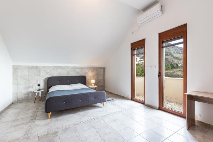 Image No.14-Maison de 4 chambres à vendre à Budva