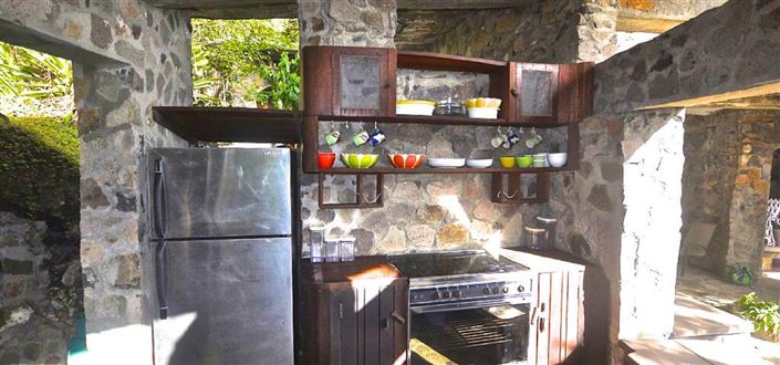 Image No.8-3 Bed Property for sale