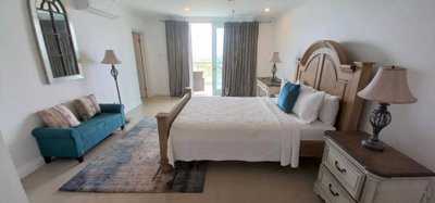 Zara Villas Number 10 Image 5