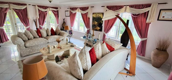 Image No.3-3 Bed Property for sale