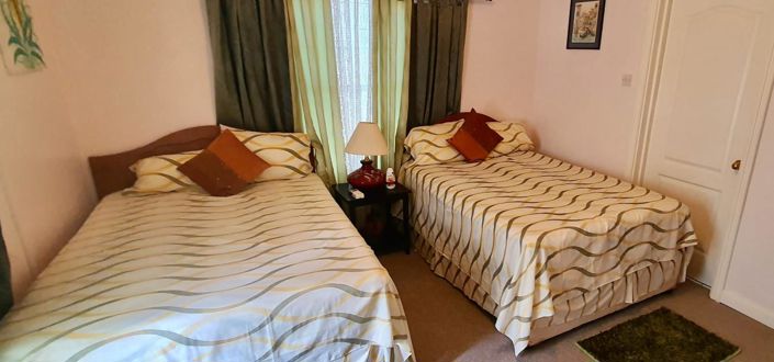 Image No.9-3 Bed Property for sale