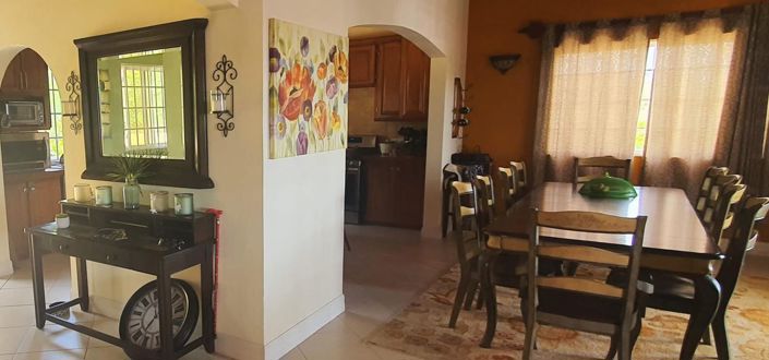 Image No.5-6 Bed Property for sale