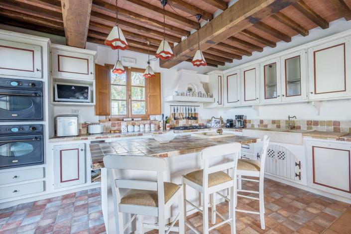 Image No.15-6 Bed Villa for sale