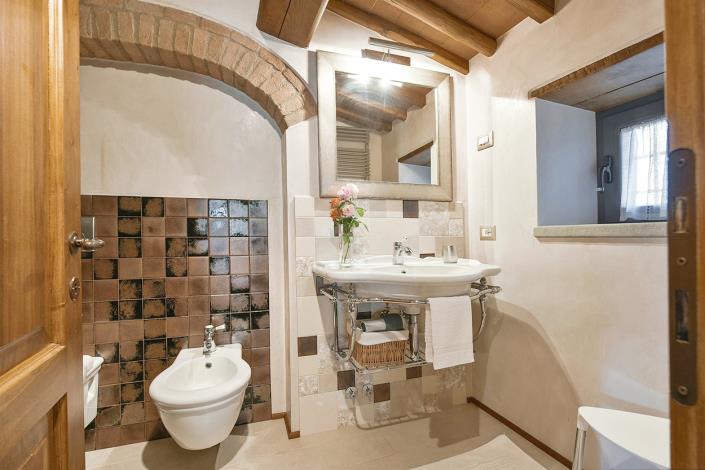 Image No.28-Ferme de 3 chambres à vendre à Gaiole in Chianti