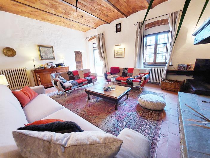 Image No.17-Ferme de 7 chambres à vendre à Gaiole in Chianti