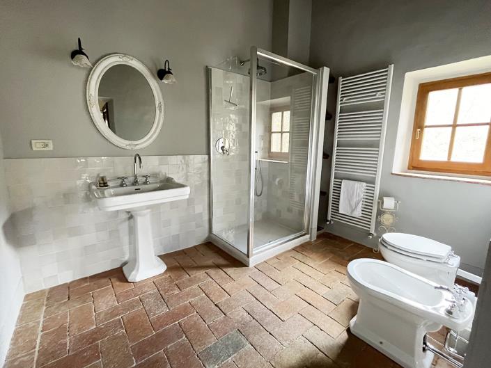 Image No.40-Ferme de 7 chambres à vendre à Gaiole in Chianti