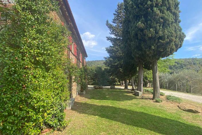 Image No.10-Maison de campagne de 4 chambres à vendre à Castiglion Fiorentino