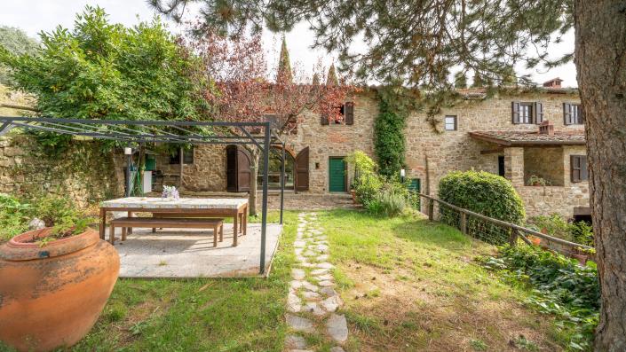 Image No.8-Ferme de 7 chambres à vendre à Reggello