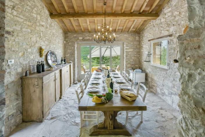 Image No.25-Maison de campagne de 4 chambres à vendre à Radda in Chianti