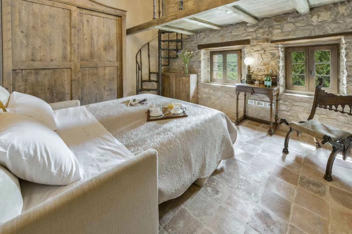 Image No.36-Maison de campagne de 4 chambres à vendre à Radda in Chianti