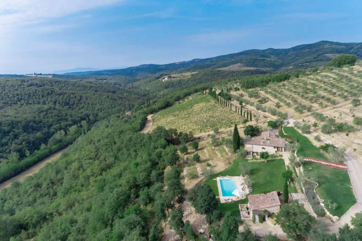 Image No.60-Maison de campagne de 4 chambres à vendre à Radda in Chianti