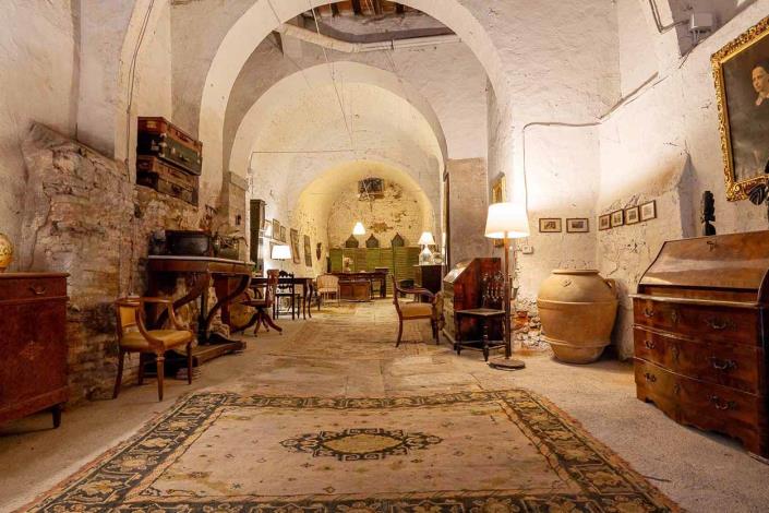 Image No.24-3 Bed Apartment for sale